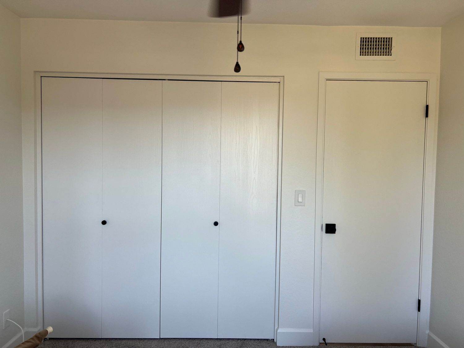 Full House Interior and Kitchen Cabinets Painting in Mesa, AZ (8)