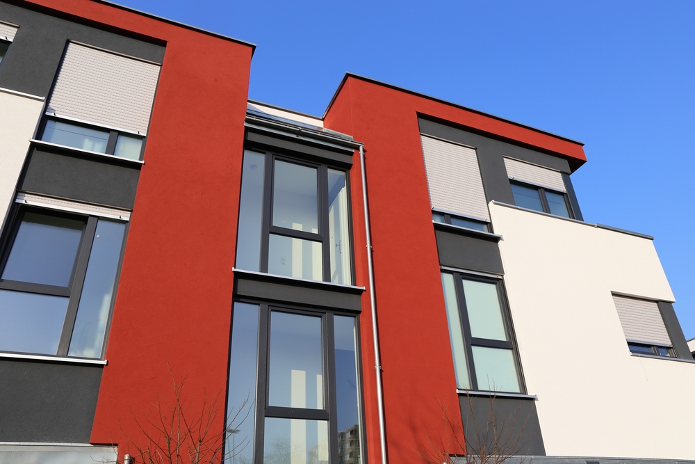 Enhance Your Holidays with an Exterior Paint Job. The holiday season is a time of warmth, joy, and celebration. As we gather with loved ones and welcome guests into our homes, we only naturally want our living spaces to look their best. While decorating the interior of your home is a common practice during the holidays, many people overlook the potential of enhancing the holiday spirit with an exterior paint job. In this blog, we will explore how applying fresh lay paint to the outside of your residence can work wonders in elevating the ambiance of your holiday season and creating a welcoming atmosphere for all.