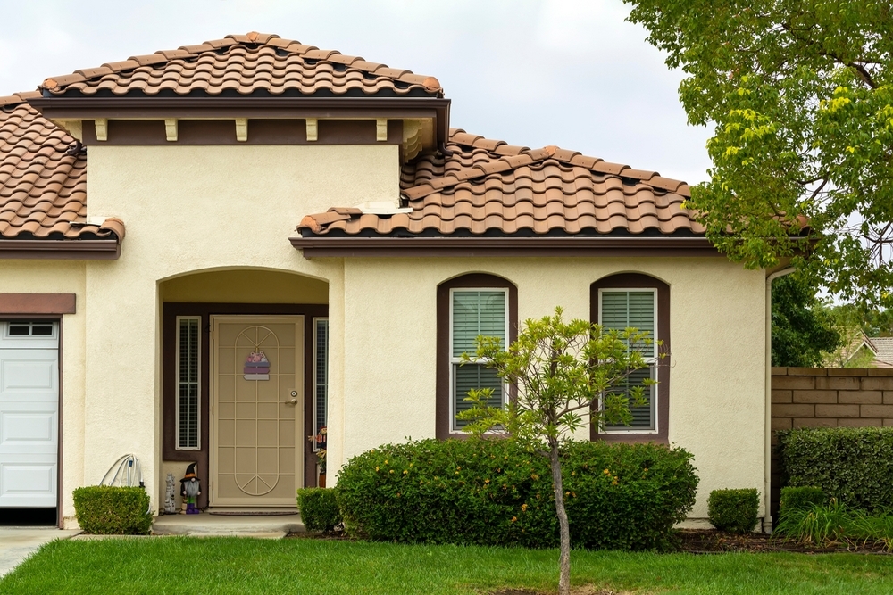 Curb Appeal Resolutions: Exterior Painting Tips for a Stunning Home in 2024